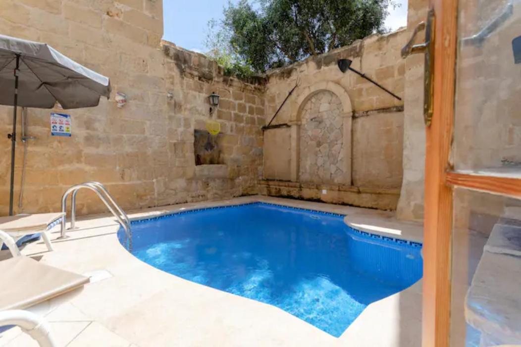 Ta' Frenc Farmhouse Villa Għarb Exteriör bild