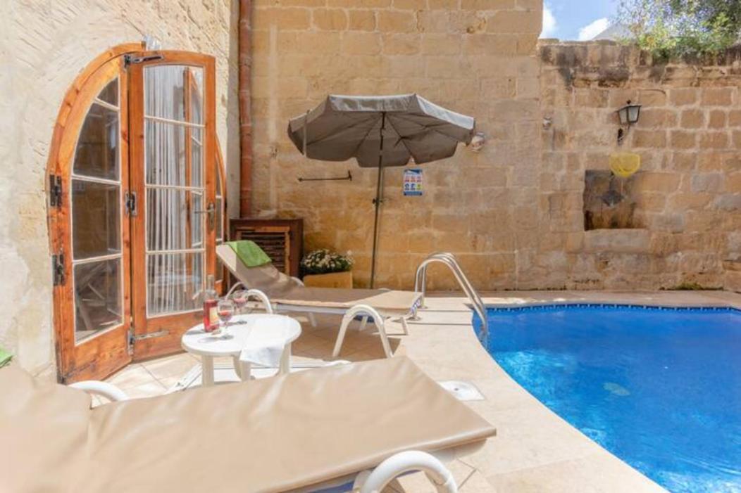 Ta' Frenc Farmhouse Villa Għarb Exteriör bild