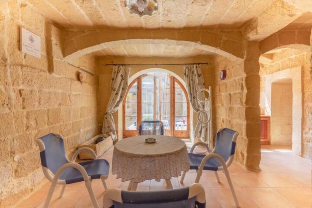 Ta' Frenc Farmhouse Villa Għarb Exteriör bild