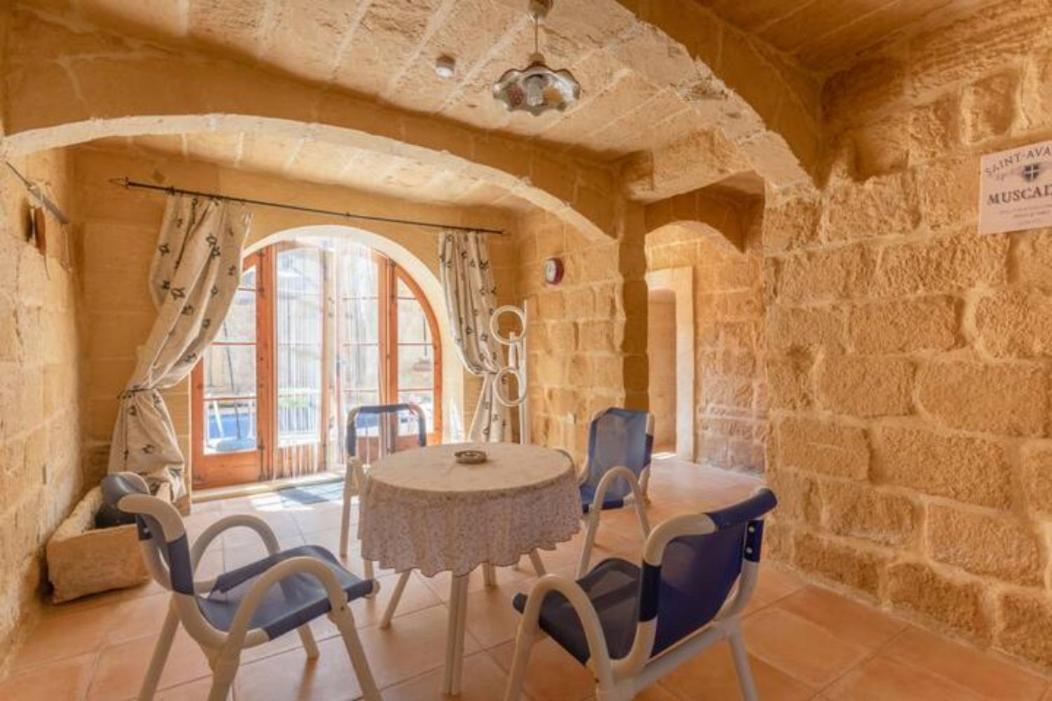 Ta' Frenc Farmhouse Villa Għarb Exteriör bild